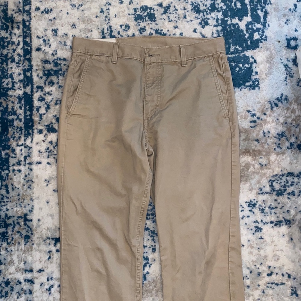Levi’s Khaki Chinos